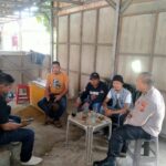 Jelang Pilkada 2024, Bhabinkamtibmas Laksanakan Cooling System Mengajak Masyarakat Menjaga Kondusifitas