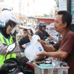 Polresta Cirebon Bagikan Baksos dan Patroli Operasi Zebra Lodaya 2024