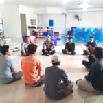 Kapolsek Jatisari Gelar Silaturahmi Cooling System Jelang Pilkada 2024 Kepada Para Tokoh Pemuda