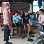 Sambangi Anak Remaja, Bhabinkamtibmas Polsek Klari Himbau Kenakalan Remaja