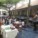 Cegah Perilaku Bulliying dan Kenakalan Remaja, Bhabinkamtibmas Desa Linggar Rancaekek Berikan Penyuluhan ke Siswa siswi SMP Negeri 4 Rancaekek