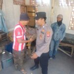 Sambangi warga di wilayah binaan, Bhabinkamtibmas Desa Sukamanah Kec. Rancaekek beri pesan kamtibmas