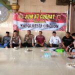 Polresta Cirebon Gelar Jumat Curhat di Masjid Al Mu’awanah Sedong
