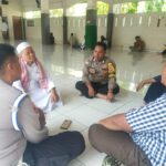 Jum’at Curhat bersama Kapolsek Cibuaya, menampung aspirasi dan keluhan warga terkait kamtibmas diwilayah hukum polsek cibuaya