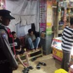 Patroli Prekat Presisi, Polsek Tempuran Sasar Anak Muda Nongkrong Hingga Larut Malam