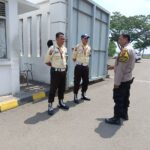 Bhabinkamtibmas Optimalkan Giat Patroli Wilayah dan Sambang Sasaran Security Jaga Keamanan Gudang Minimarket