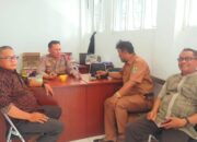 Ajak Guru Lebih Waspada, Bhabinkamtibmas Polsek Telagasari Gencar Antisipasi Kenakalan Remaja