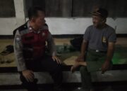 Bhabinkamtibmas Polsek Telagasari Pastikan Lingkungan Kondusif dengan Giat Siskamling