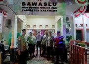 Ops Mantap Praja, Polsek Karawang Kota Cek Keamanan di Kantor Bawaslu Kabupaten Karawang