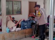 Jelang Pelaksanaan Pilkada 2024, Bhabinkamtibmas Polsek Rengasdengklok, Berikan Himbauan Kepada Warga Desa Binaan