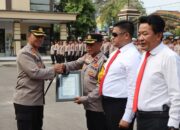 Respon Cepat Membubarkan Pencak Dor Tanpa Ijin : Kabag Ops Polres Kediri Kota Diganjar Penghargaan