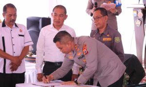 Fantry Taherong Resmikan Polsek Baru