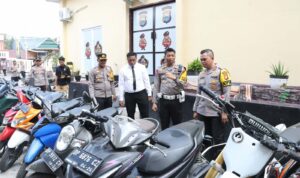 Cek Barang Bukti, Kapolres Sidrap Beri Pesan Tegas
