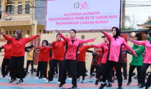 Senam Bareng Bhayangkari, Silaturahmi Makin Erat!