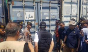 Aksi Tangguh Polda Sulsel di Pelabuhan