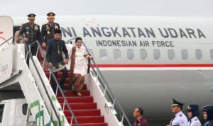 Panglima TNI dan Kapolri All Out Antar Jokowi Pulang