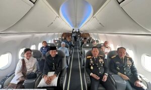 Momen Epic! Jokowi Pulang Dikawal Panglima & Kapolri