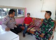 Sinergitas TNI – POLRI : Aipda Sugianto Bersama Sertu Dodi Kristian Mengunjungi Masyarakat Wilayah Desa Kutamekar untuk Sosialisasi Bahaya Perdagangan Manusia dan Pencegahannya.