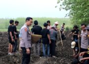 Polresta Cirebon Laksanakan Program Ketahanan Pangan Penanaman Bibit Jagung di Karangwareng