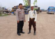 Polisi Bantu Pengamanan Obyek Vital Pengeboran Minyak Pertamina di Cluster Tegal Sawah Karawang
