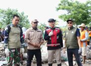Sinergi TNI-Polri, Sungai Walatedong Bersih!