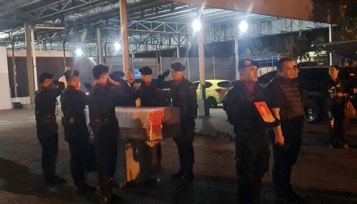 Penghormatan Anumerta dan Janji Transparansi Kapolri