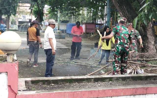 Kolaborasi di Ikon Bersejarah