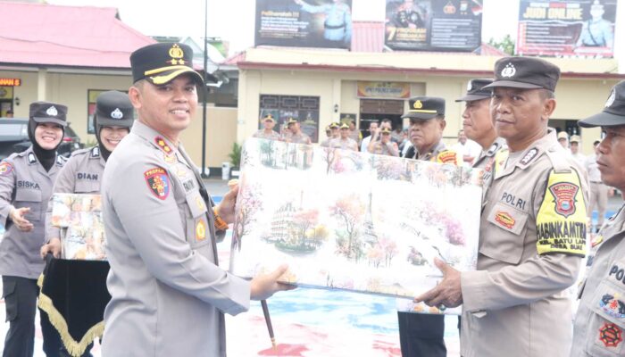 Empat Bhabinkamtibmas Panen Penghargaan