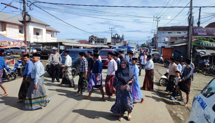 Tradisi Hindu Tolotang Dijaga Ketat