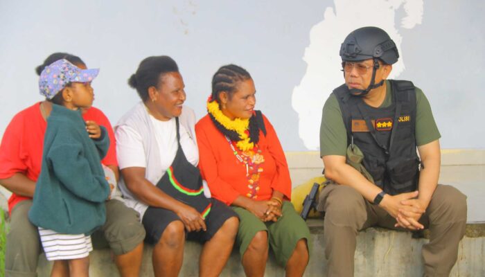 Damai Cartenz: Kasatgas Sapa Yalimo dengan Hangat!