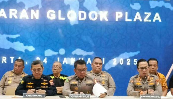 9 Jenazah Glodok Plaza Masih Dalam Identifikasi