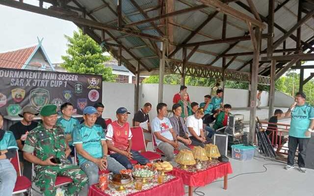 Babinsa Rappang Dampingi Tournament Sepak Bola Mini