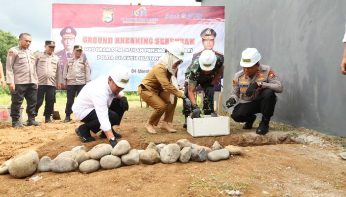Harapan Baru! Kapolda Sulsel Letakkan Batu Pertama Perumahan Polri
