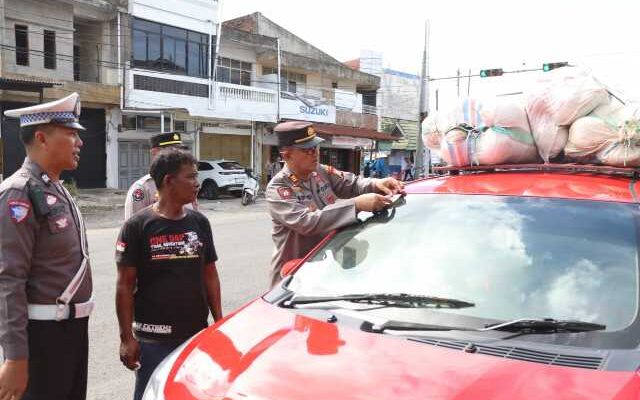 Operasi Ketupat 2025: Polres Sidrap Kawal Pemudik Menuju Kampung Halaman