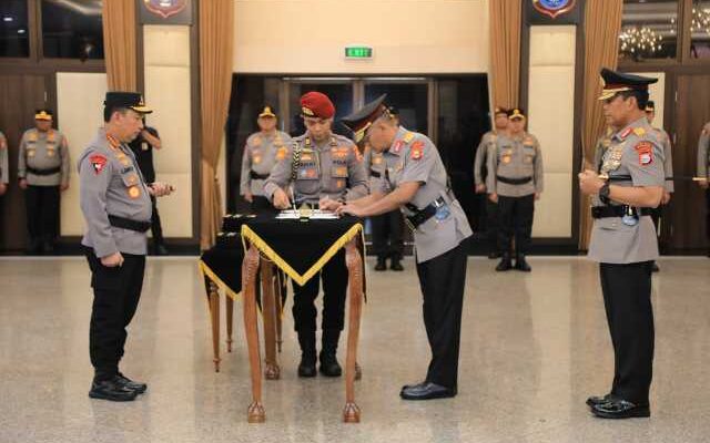 Sertijab di Mabes Polri: Estafet Kepemimpinan Demi Polri yang Lebih Dinamis