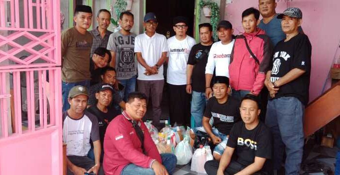 Anggota IWO Sidrap Keciprat Paket Lebaran
