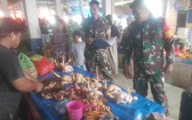 Babinsa Panca Lautang Blusukan ke Pasar, Harga Sembako Stabil?