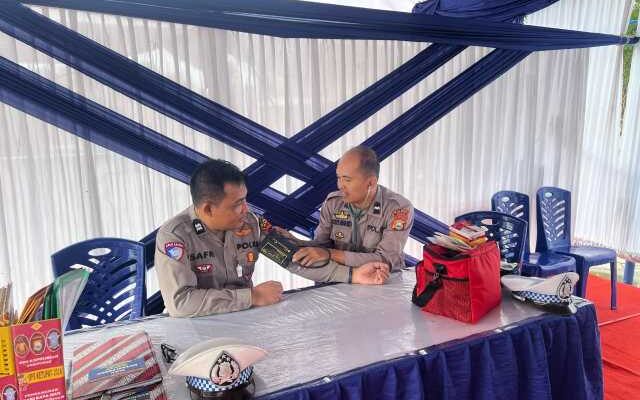 Stamina di Garis Depan: Dokkes Polres Sidrap Rawat Kesehatan Penjaga Arus Balik