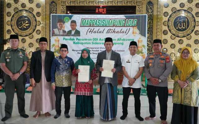 TNI Masuk Pesantren, Kasdim 1420/Sidrap Hadir di Tengah Ratusan Santri