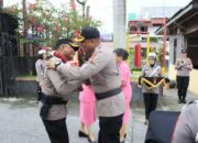Kapolres Baru Disambut Adat Pekasiwia di Poso
