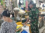 Babinsa Cek Pasar, Harga Sembako Sidrap Terpantau Stabil