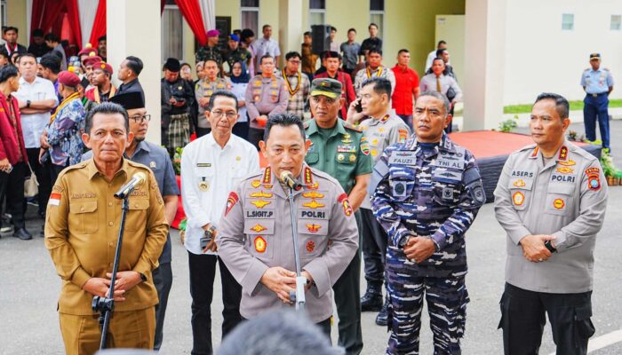 Pesan Tegas Kapolri di Batam: Jaga Persatuan, Lawan Gejolak Bersama