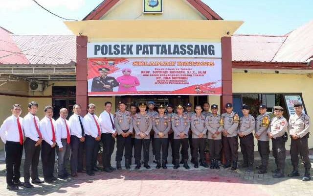 Kapolres Takalar Sambangi Polsek Pattallassang, Ini Pesan Tegasnya