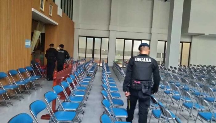 Pagi Buta, Gereja Katedral Disterilisasi Gegana: Paskah Aman Tanpa Celah