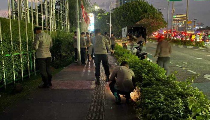 Brimob Sisir DPR! May Day Dijaga Ketat