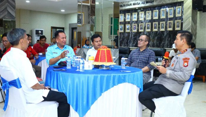 Kapolda Sulsel Dengar Buruh