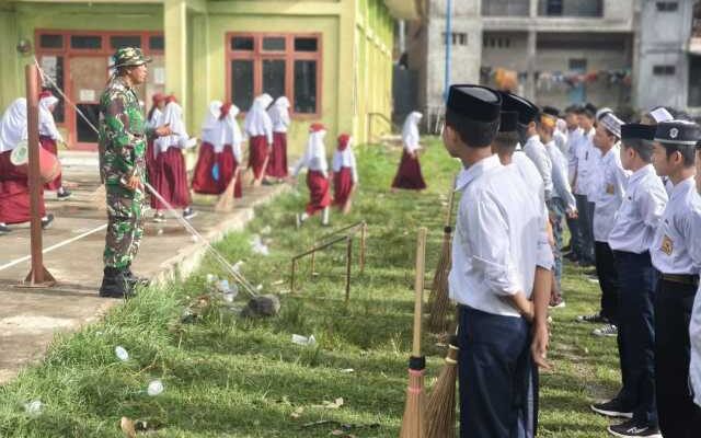 Koramil 1420-05/Dua Pitue Gelar Aksi yang Libatkan Santri