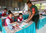 Anggota TNI Pantau Langsung Program MBG di SDN 16 Pangsid