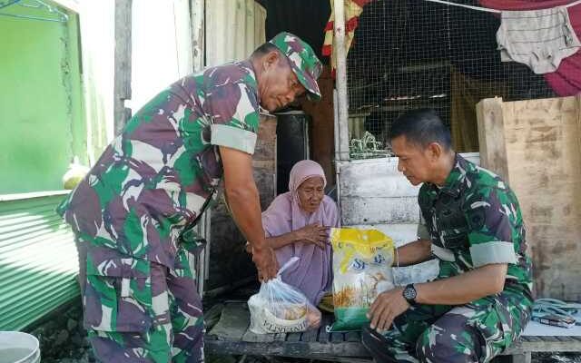 Jumat Berkah Koramil: Saat TNI Jadi Tetangga Paling Peduli