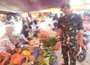 Babinsa Koramil 1420-07 Turun ke Pasar, Ini Harga Terbarunya!